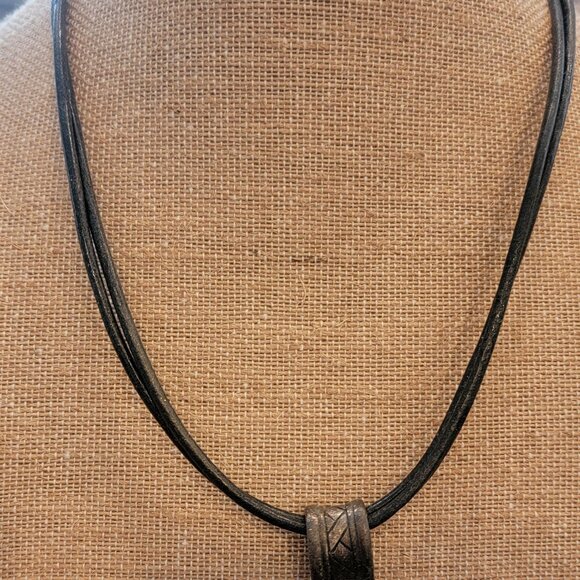 Chicos Bohemian Style Pendant Necklace 20 inches - Picture 3 of 9